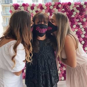 Meet your Posher, Debbie